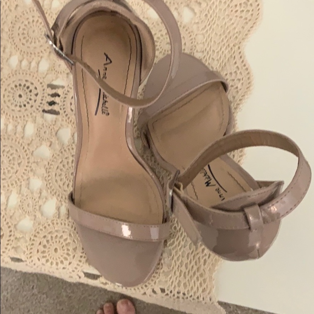 Beige pumps